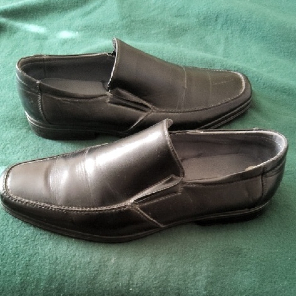 Men's Black Leather Loafers